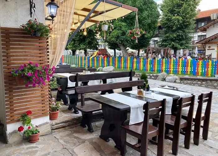 Гостевой дом Family House Oreha 3*