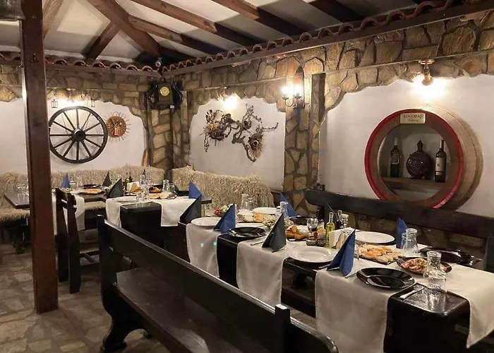 Гостевой дом Family House Oreha