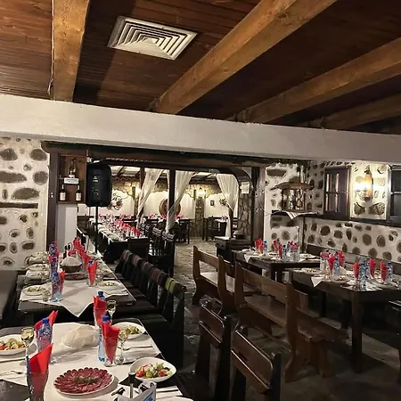 Гостьовий будинок Family House Oreha Бансько