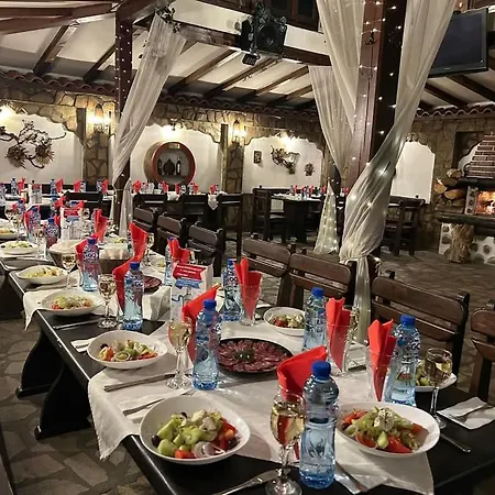 بيت ضيافة Family House Oreha