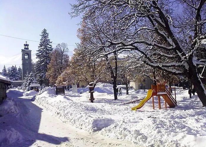 фамилна къща ореха Къща за гости 3*