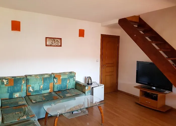 фамилна къща ореха 3*